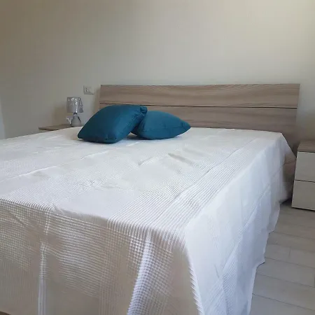 Casa Rosa Blu 펜션 라 칼레타